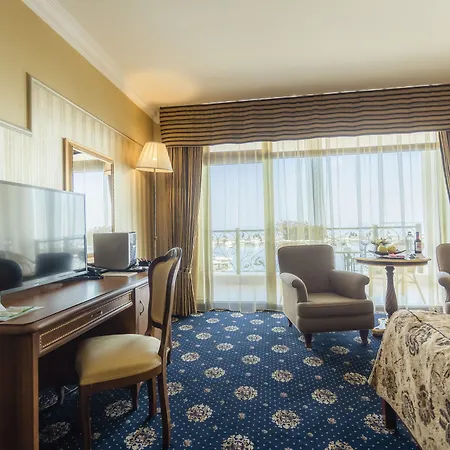 Palace Marina Dinevi Отель 5*
