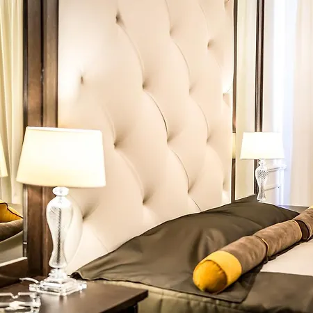 Отель Palace Marina Dinevi 5*