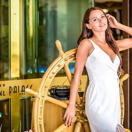 Отель Palace Marina Dinevi 5*