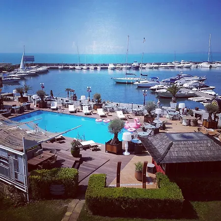 Отель Palace Marina Dinevi Свети-Влас
