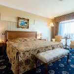 Hotel Palace Marina Dinevi