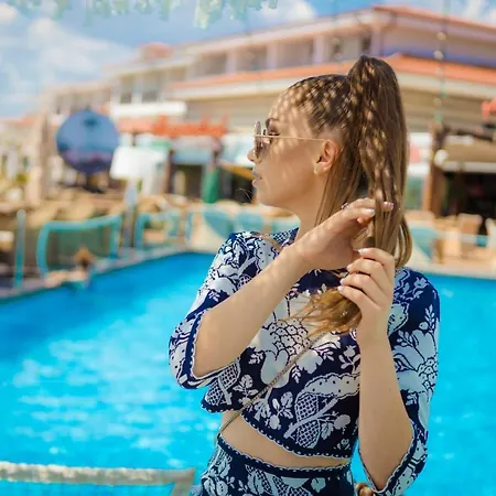 Hotel Palace Marina Dinevi 5*