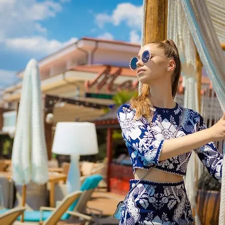 Hotel Palace Marina Dinevi