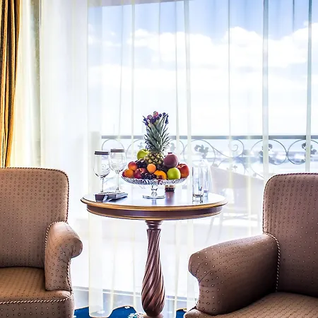 Szálloda Palace Marina Dinevi Szveti Vlasz
