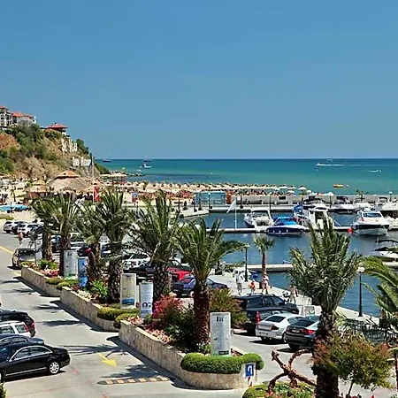 Palace Marina Dinevi 5*
