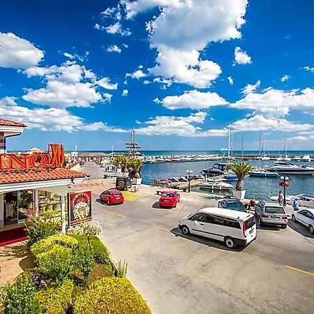 Palace Marina Dinevi 5* Sveti Vlas