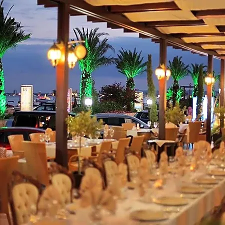 Palace Marina Dinevi Hotel