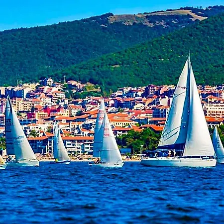 Palace Marina Dinevi Hotel