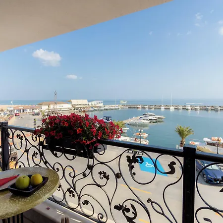 Palace Marina Dinevi Отель Свети-Влас