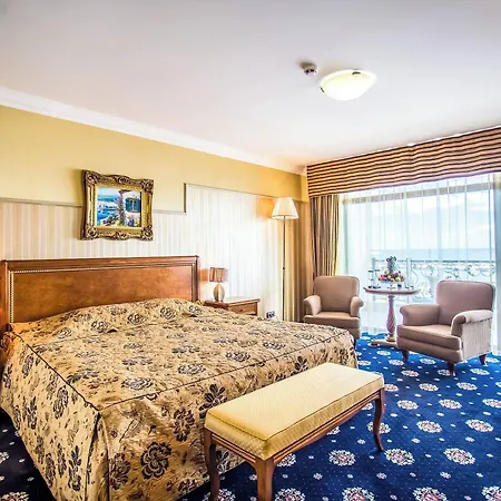 Palace Marina Dinevi 5* Свети-Влас