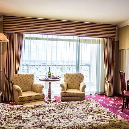 Palace Marina Dinevi