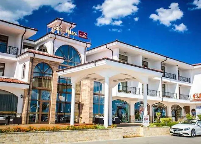 Palace Marina Dinevi