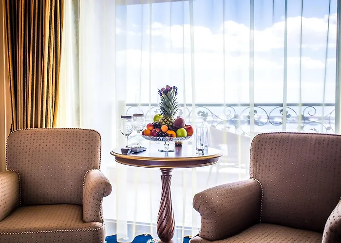 Отель Palace Marina Dinevi Свети-Влас