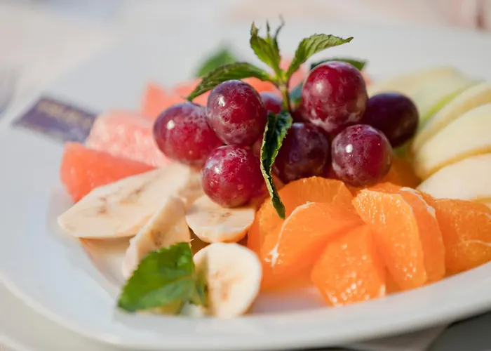 Palace Marina Dinevi