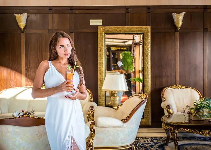 Palace Marina Dinevi