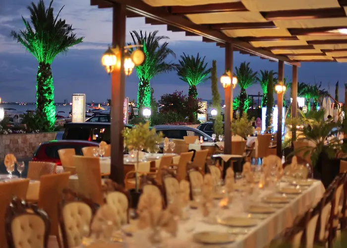 Palace Marina Dinevi Отель 5*