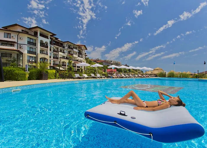 Отель Palace Marina Dinevi Свети-Влас